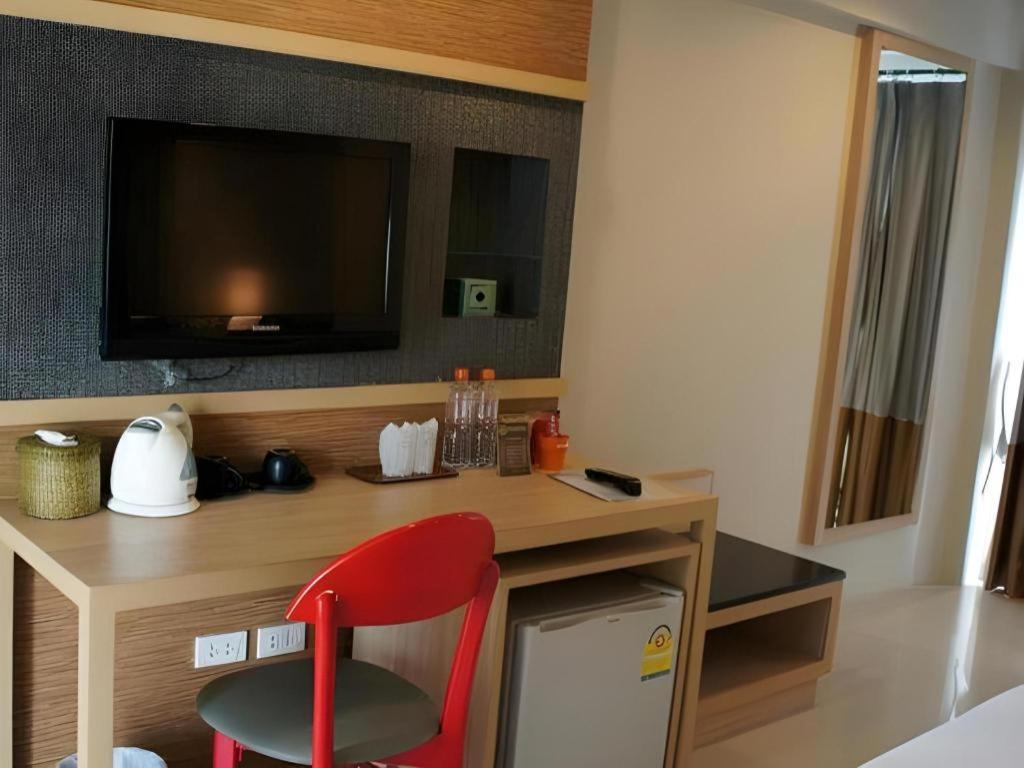 Chinotel Phuket Dış mekan fotoğraf