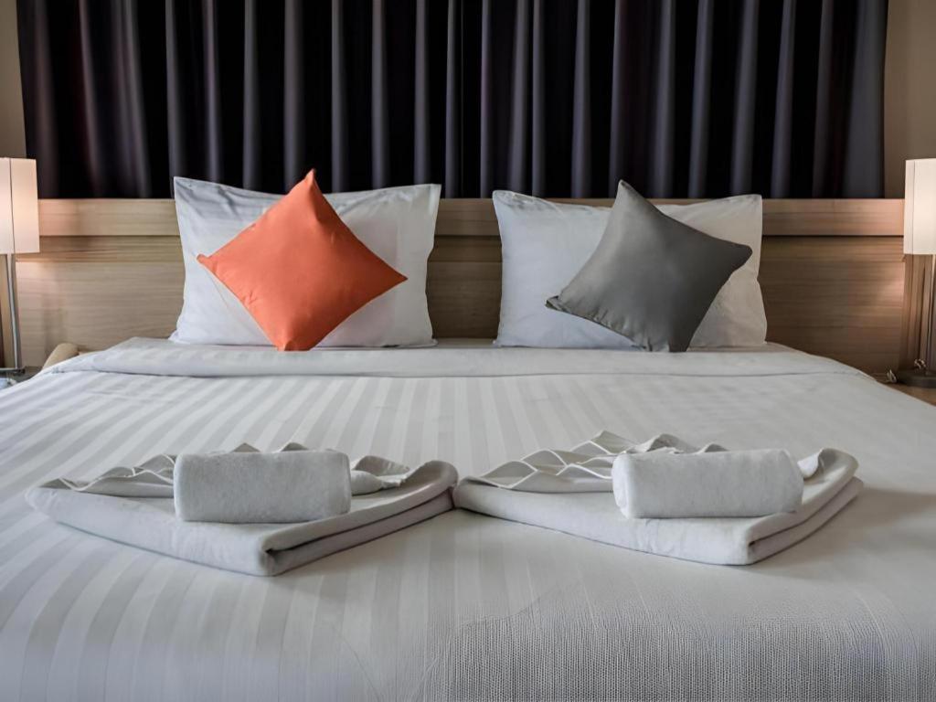 Chinotel Phuket Dış mekan fotoğraf
