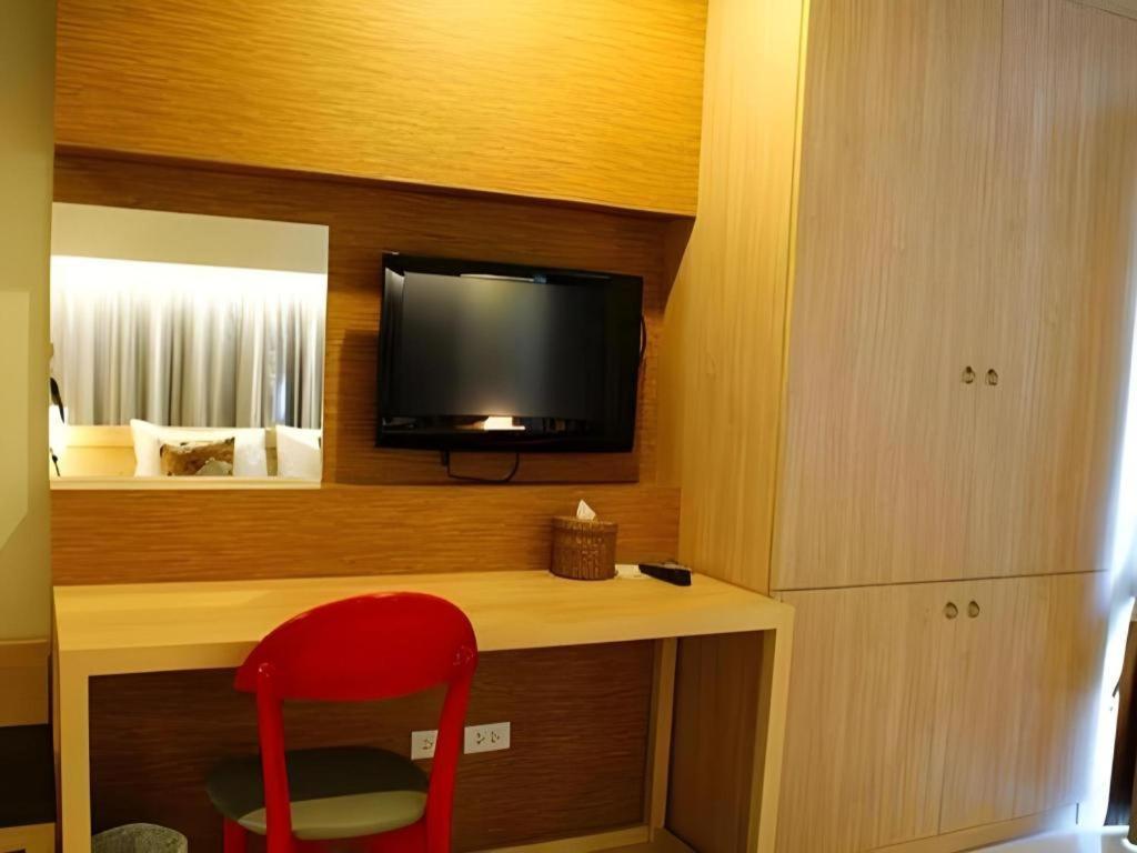 Chinotel Phuket Dış mekan fotoğraf