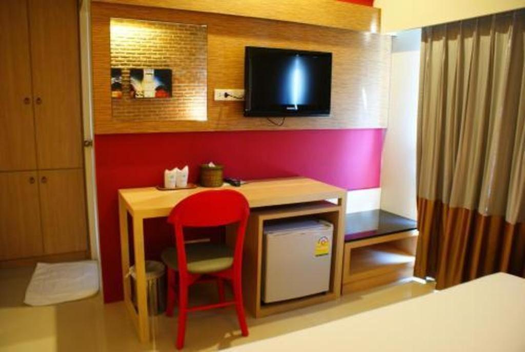 Chinotel Phuket Dış mekan fotoğraf