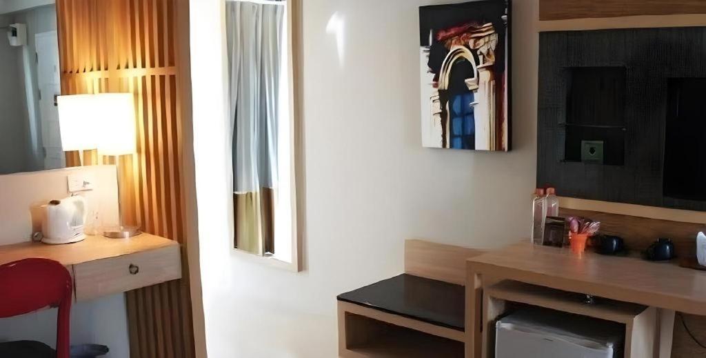 Chinotel Phuket Dış mekan fotoğraf